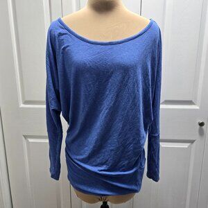 Lucy Blue Dolman Sleeve Boatneck Top Size Medium